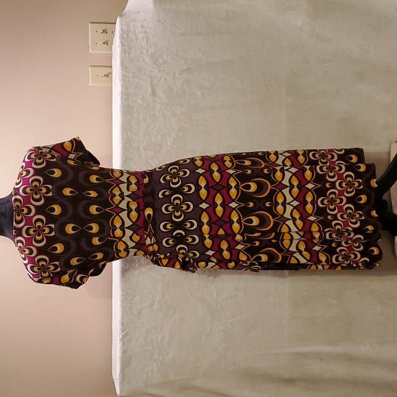 Bisou Bisou Wrap Dress Sz 10 Geometric Pattern / Great work dress. Beaut… - Picture 4 of 10